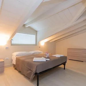 https://palazzetto-il-mangano-affitti-brevi-italia.it-lombardy.com