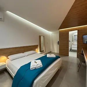 https://space-tower-rooms.hotels-amalfi.com