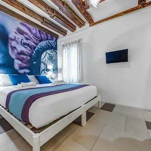 Accademia Palace By Casa Da , Venice Italy